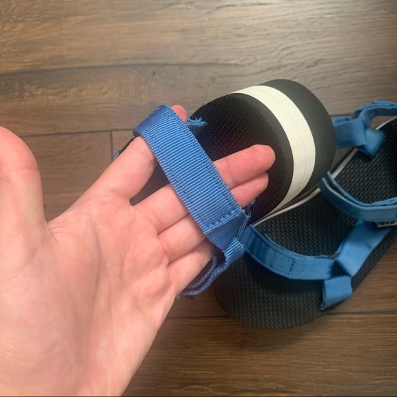 Teva Platforms Sandals Size 7 - Picture 11 of 12